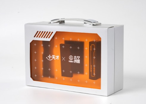 高檔電子產(chǎn)品主題包裝盒